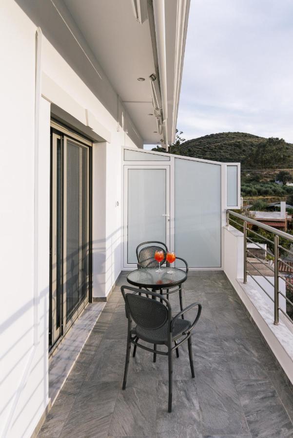 Lychnos Apartments Kamilári Kültér fotó